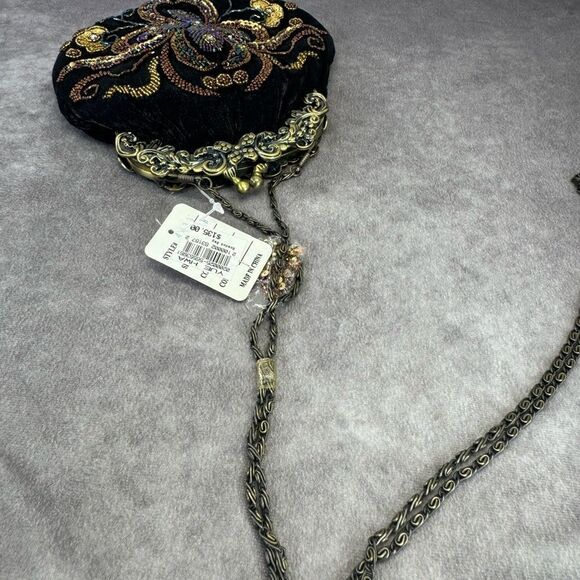 Vintage NWT Silk Beaded Embroidered Black Evening Framed Bag - Picture 10 of 13